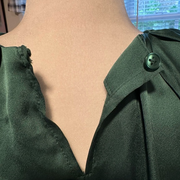 Ann Taylor Blouse - Picture 3 of 6